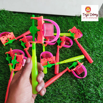 Hand Held Spinning Rattle for Babies (Pack of 1 Rattle)