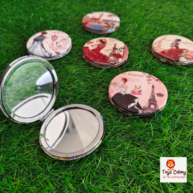 Cosmetic Mirror – Fashion Model