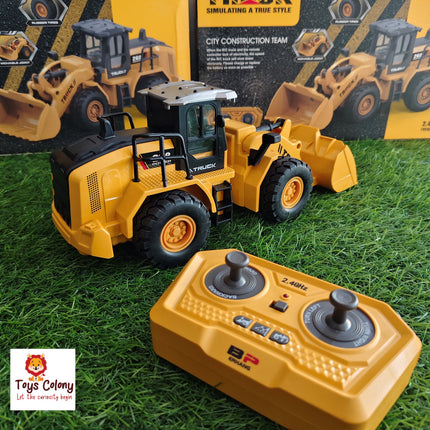 Remote Control Bulldozer Toy – Rechargeable RC Construction Vehicle for Kids