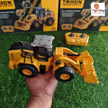 Remote Control Bulldozer Toy – Rechargeable RC Construction Vehicle for Kids
