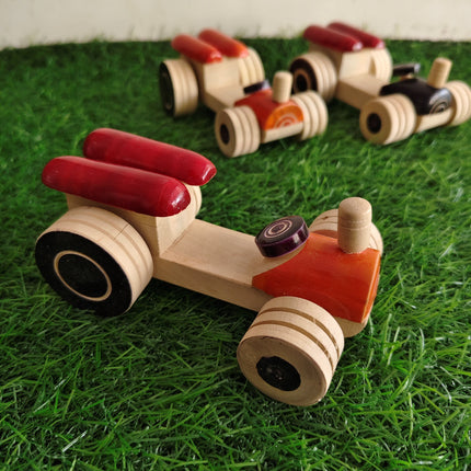 Wooden Tractor Toy (Pack of 1 Toy)